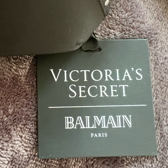 Belmain Victoria Secret
EXCLUSIVE RUNWAY - sold out! Bra and matching panty - Picture 4 of 5